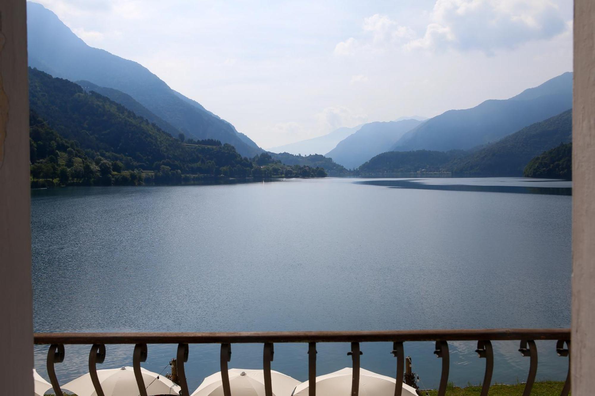 Hotel Lido Pieve Di Ledro Ngoại thất bức ảnh