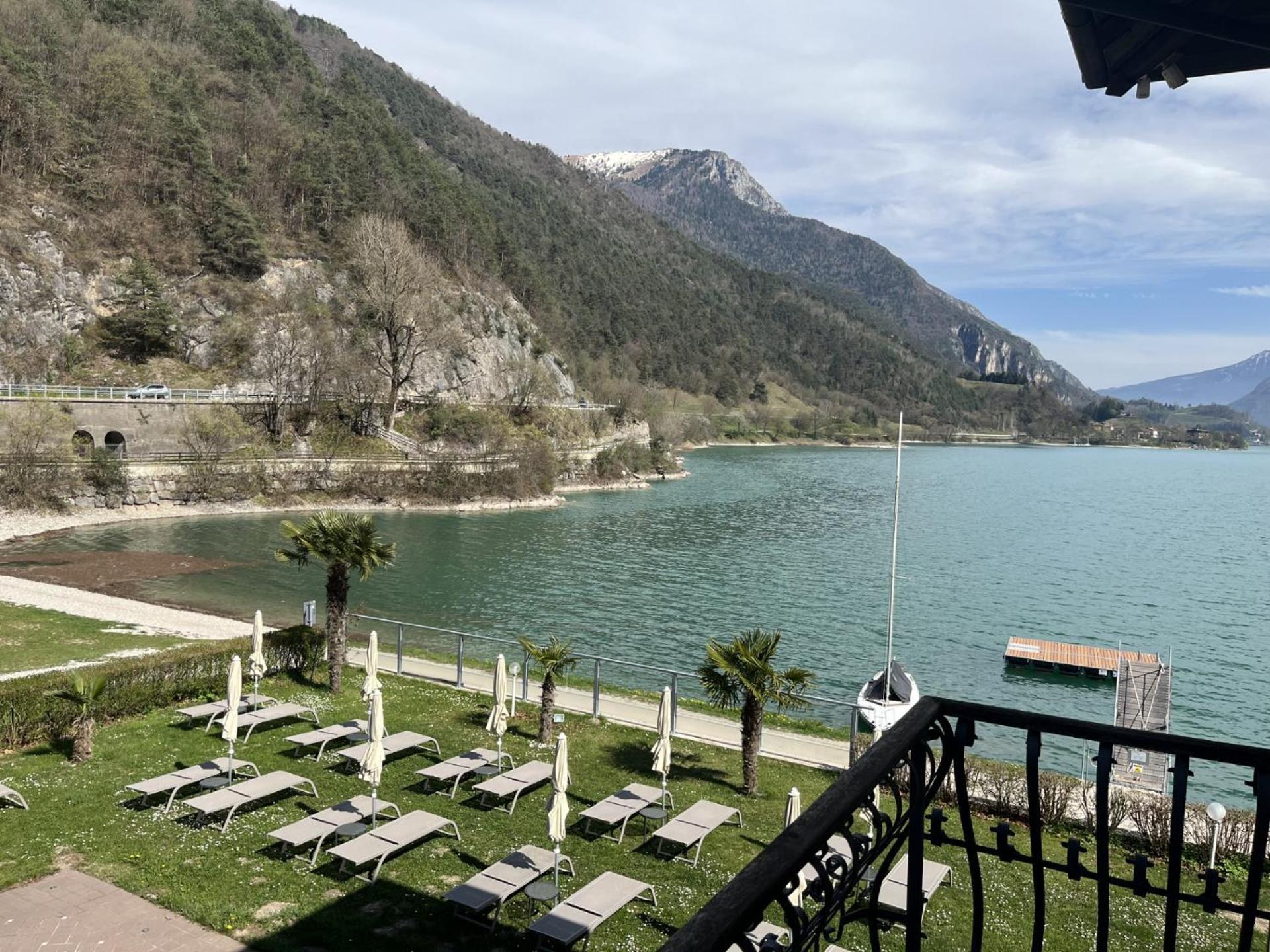 Hotel Lido Pieve Di Ledro Ngoại thất bức ảnh