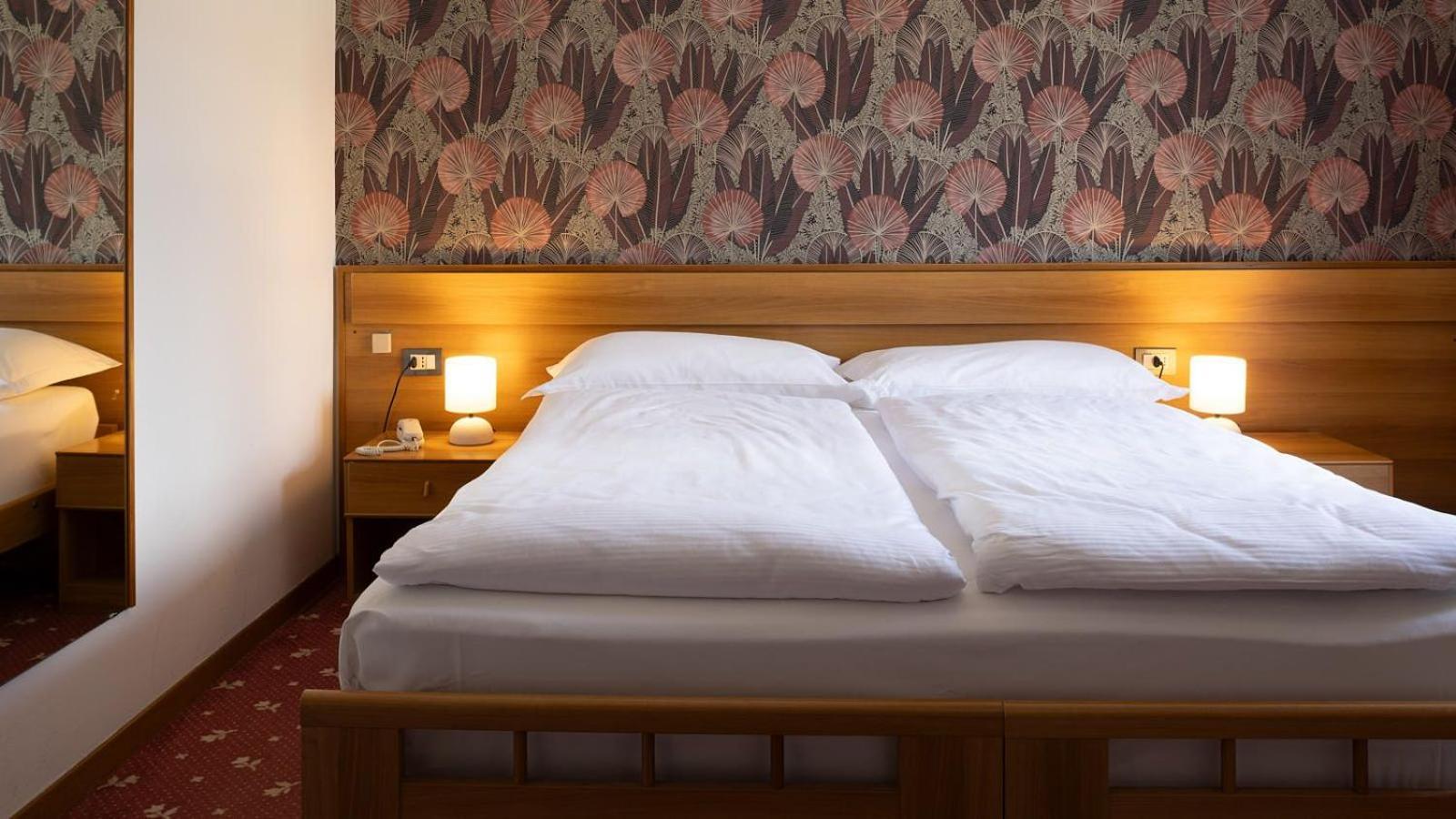 Hotel Lido Pieve Di Ledro Ngoại thất bức ảnh