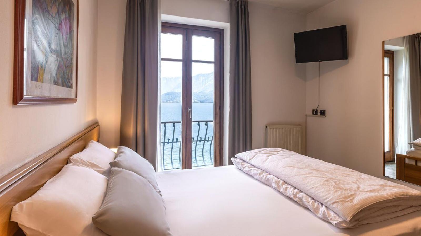 Hotel Lido Pieve Di Ledro Ngoại thất bức ảnh
