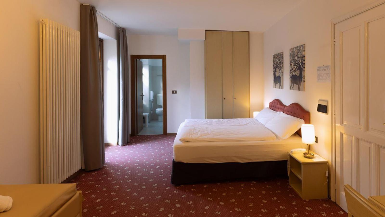 Hotel Lido Pieve Di Ledro Ngoại thất bức ảnh
